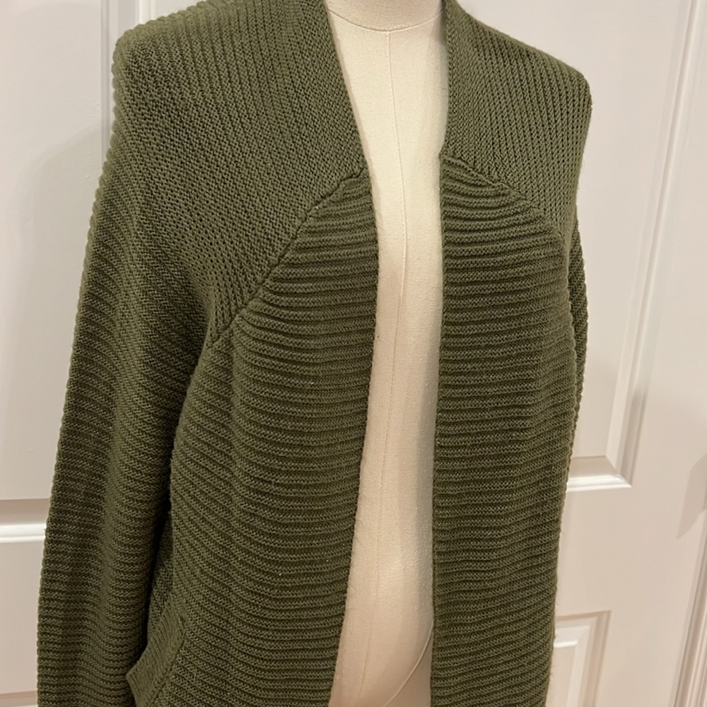 Beautiful Sweater Wrap - Picture 2 of 2